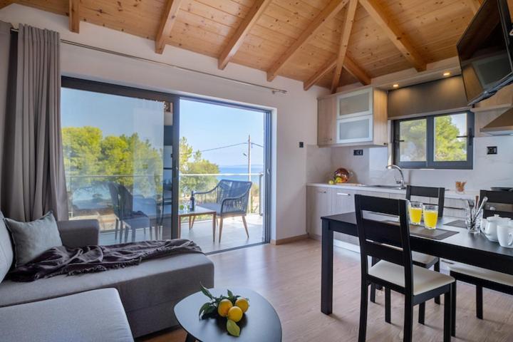 Villa On The Sea Agia Marina  Exterior photo